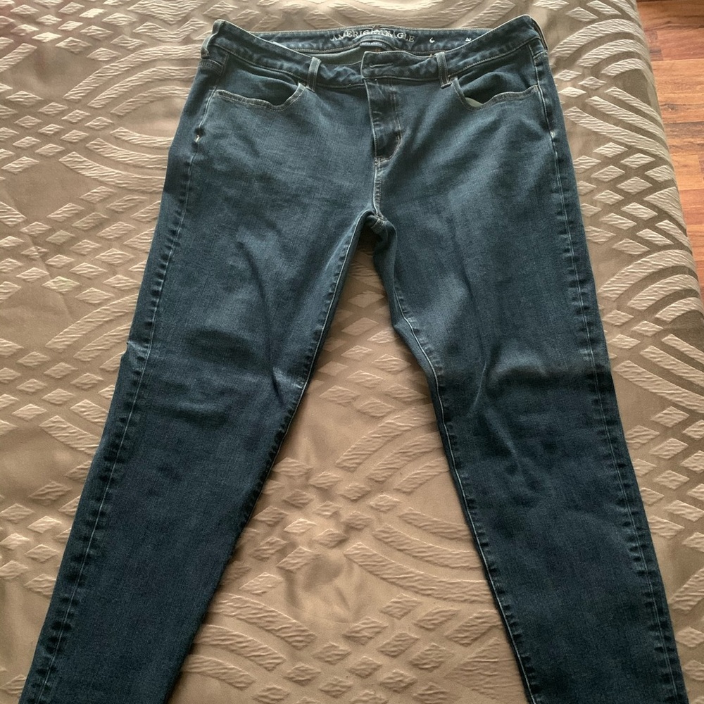 American eagle skinny jeans in good condition
